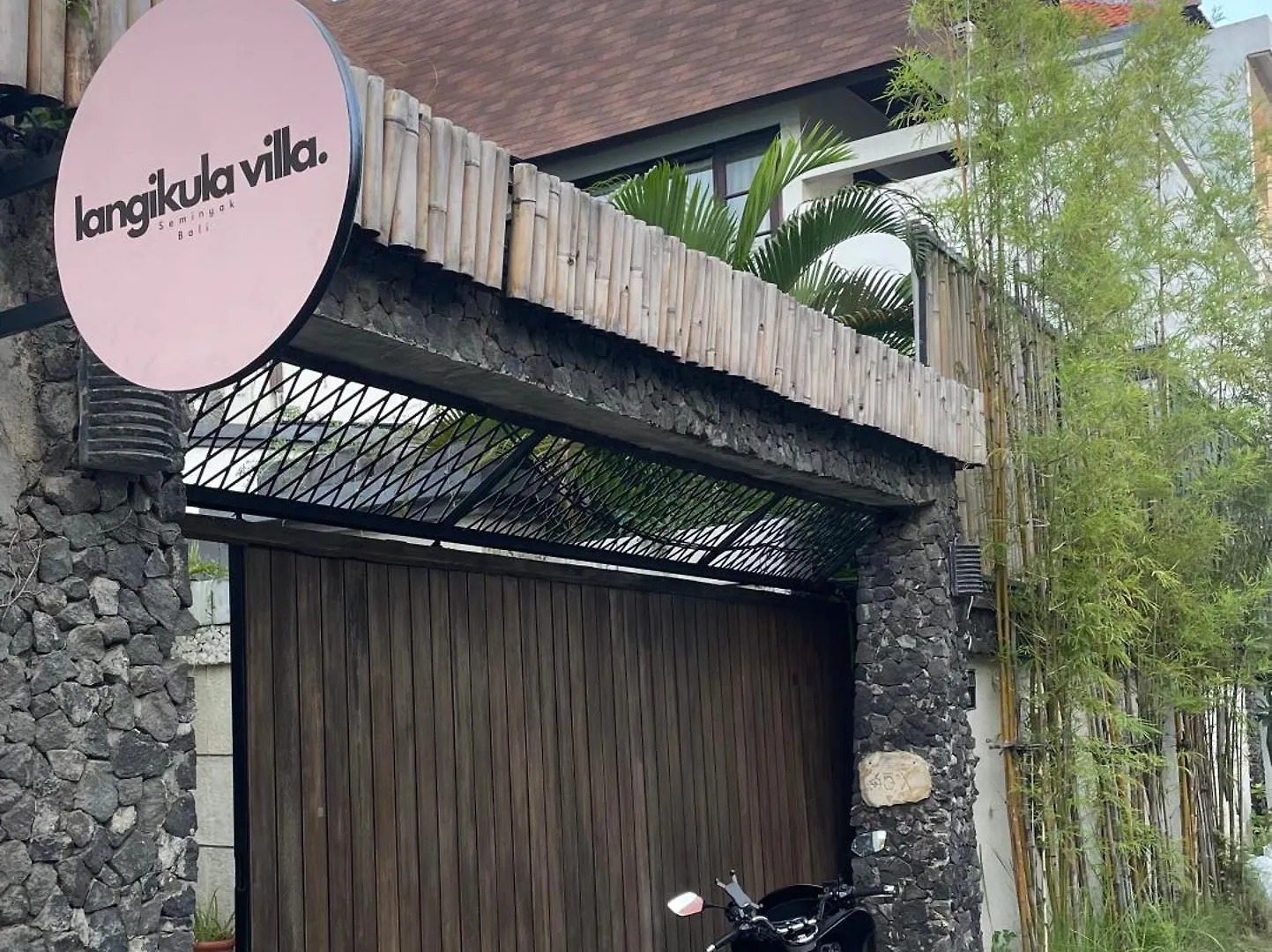Langikula Villa Seminyak